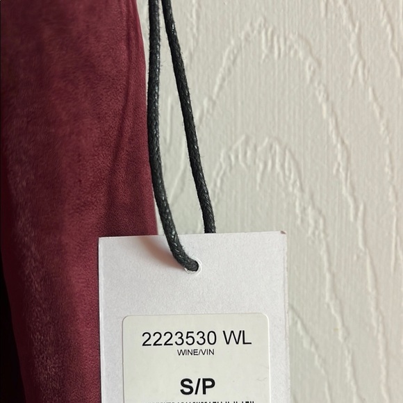 Women's Burgundy Lace Trim Top - Picture 4 of 4